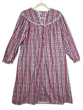 Lanz of Salzburg Flannel Nightgown Women's M Red Valentine's Day Feminine